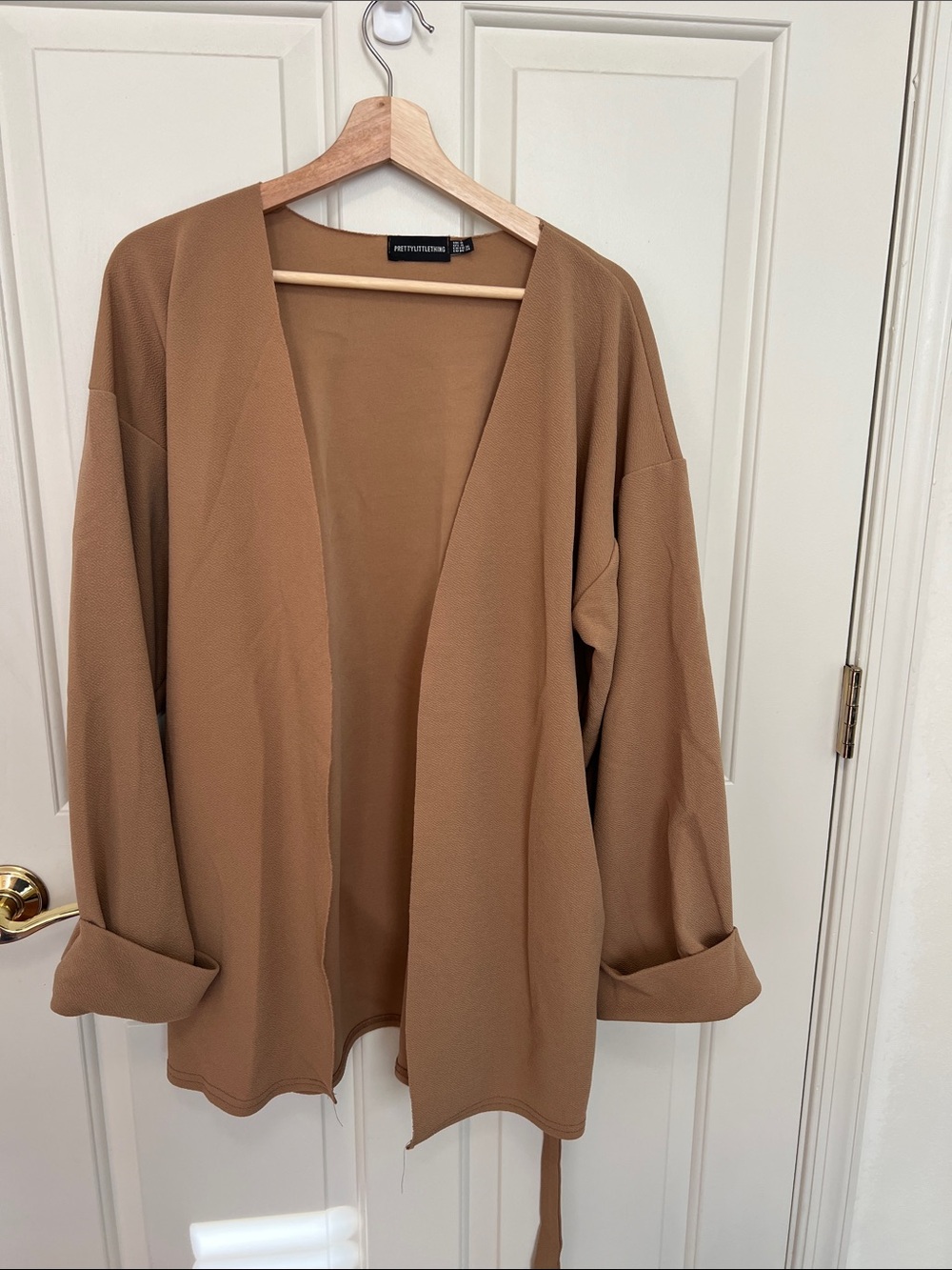 PrettyLittleThing Oversized Open-Front Cardigan in Camel